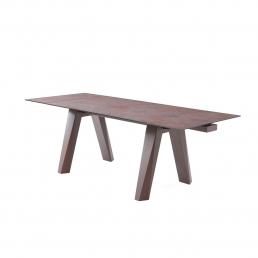 Extendable tables